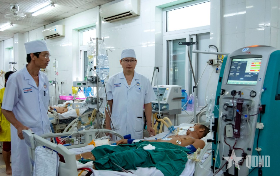 Tấm lòng của Đại tá, bác sĩ Hoàng Tiến Dũng